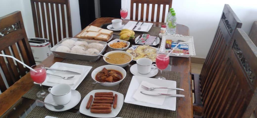 Villa แคนดี้ ภายนอก รูปภาพ