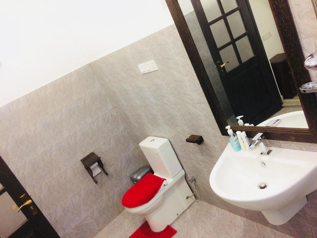 Villa แคนดี้ ภายนอก รูปภาพ