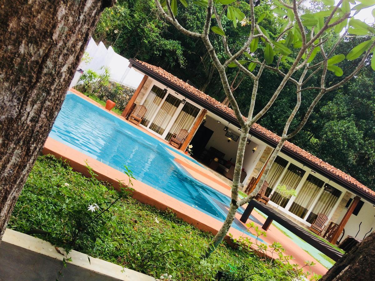 Villa แคนดี้ ภายนอก รูปภาพ