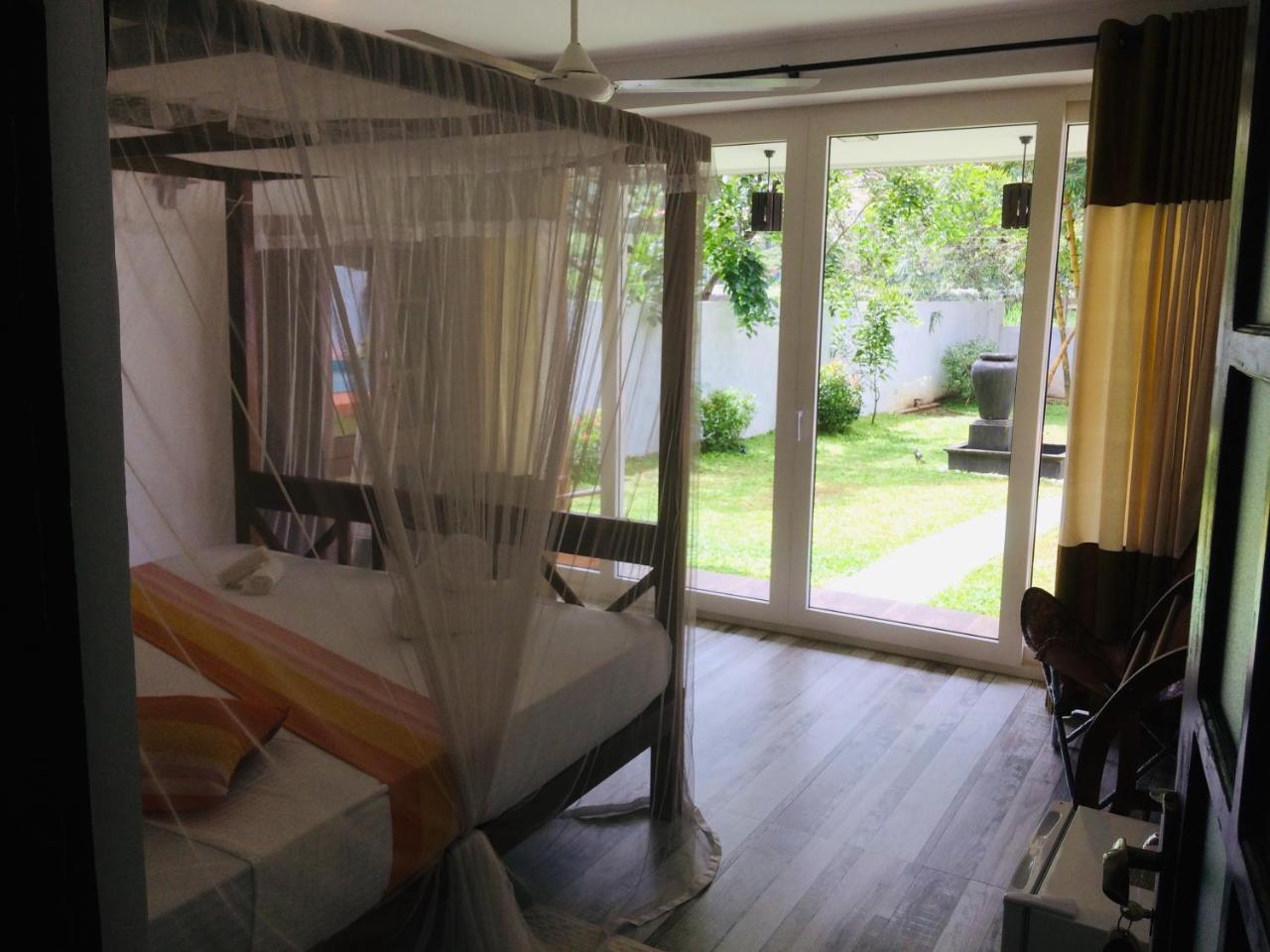 Villa แคนดี้ ภายนอก รูปภาพ